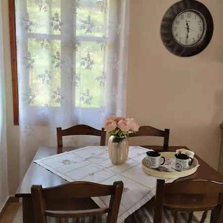 Christina's House - / Pelion * Neochori (Magnesia)